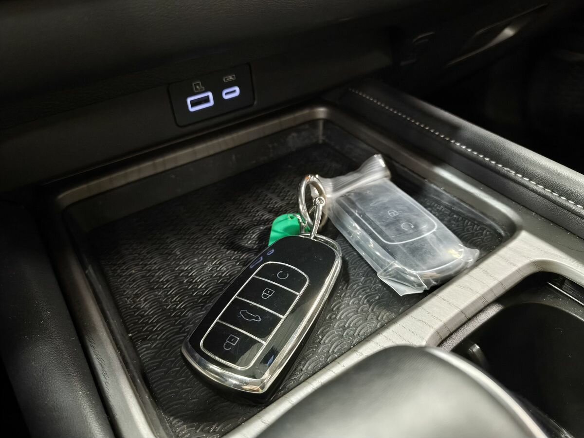 Chery Arrizo 8 с пробегом — 2024 год. Фото: #18