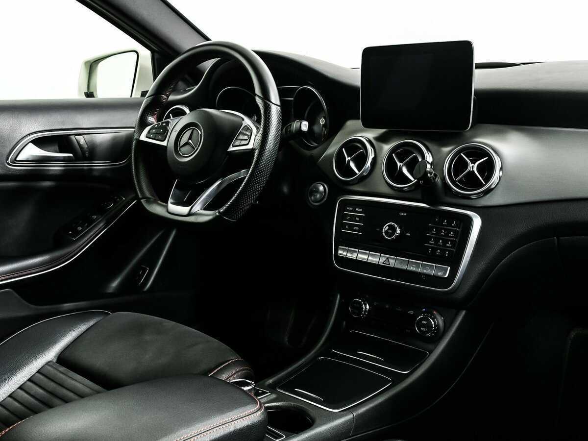 Mercedes-Benz GLA с пробегом — 2017 год. Фото: #1