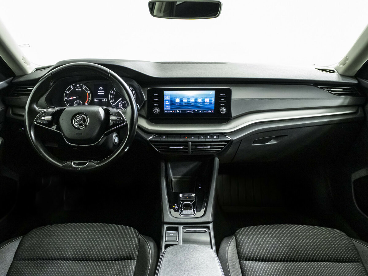 Skoda Octavia с пробегом — 2020 год. Фото: #10
