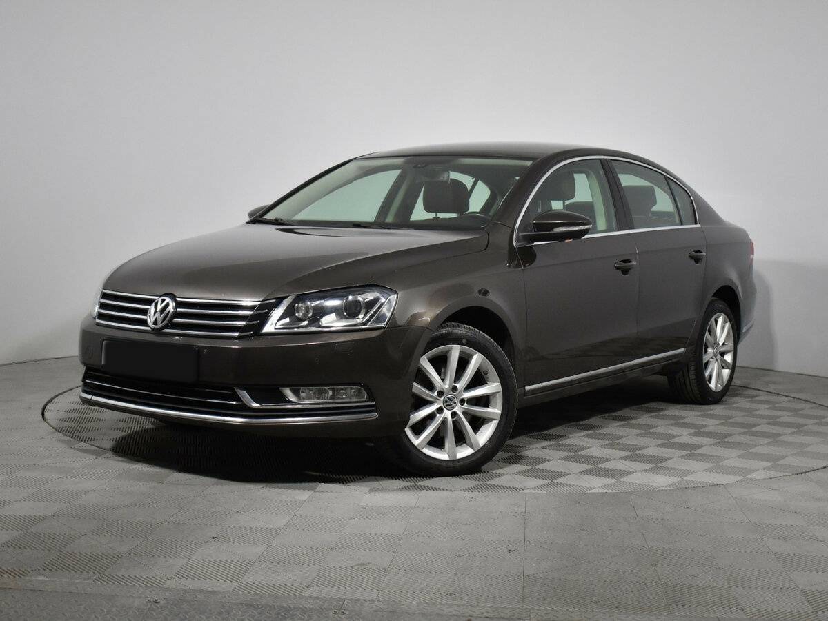 Volkswagen Passat с пробегом — 2012 год. Посмотреть фото