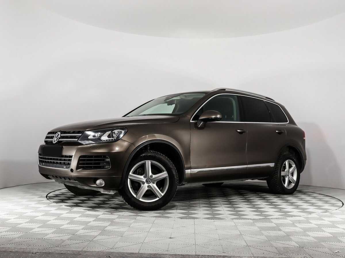 Volkswagen Touareg с пробегом — 2012 год. Фото: #0