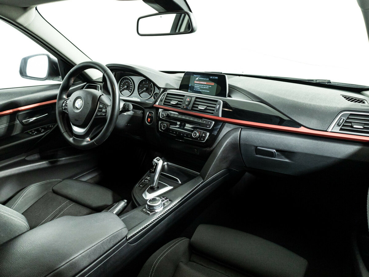 BMW 3 серии с пробегом — 2019 год. Фото: #11