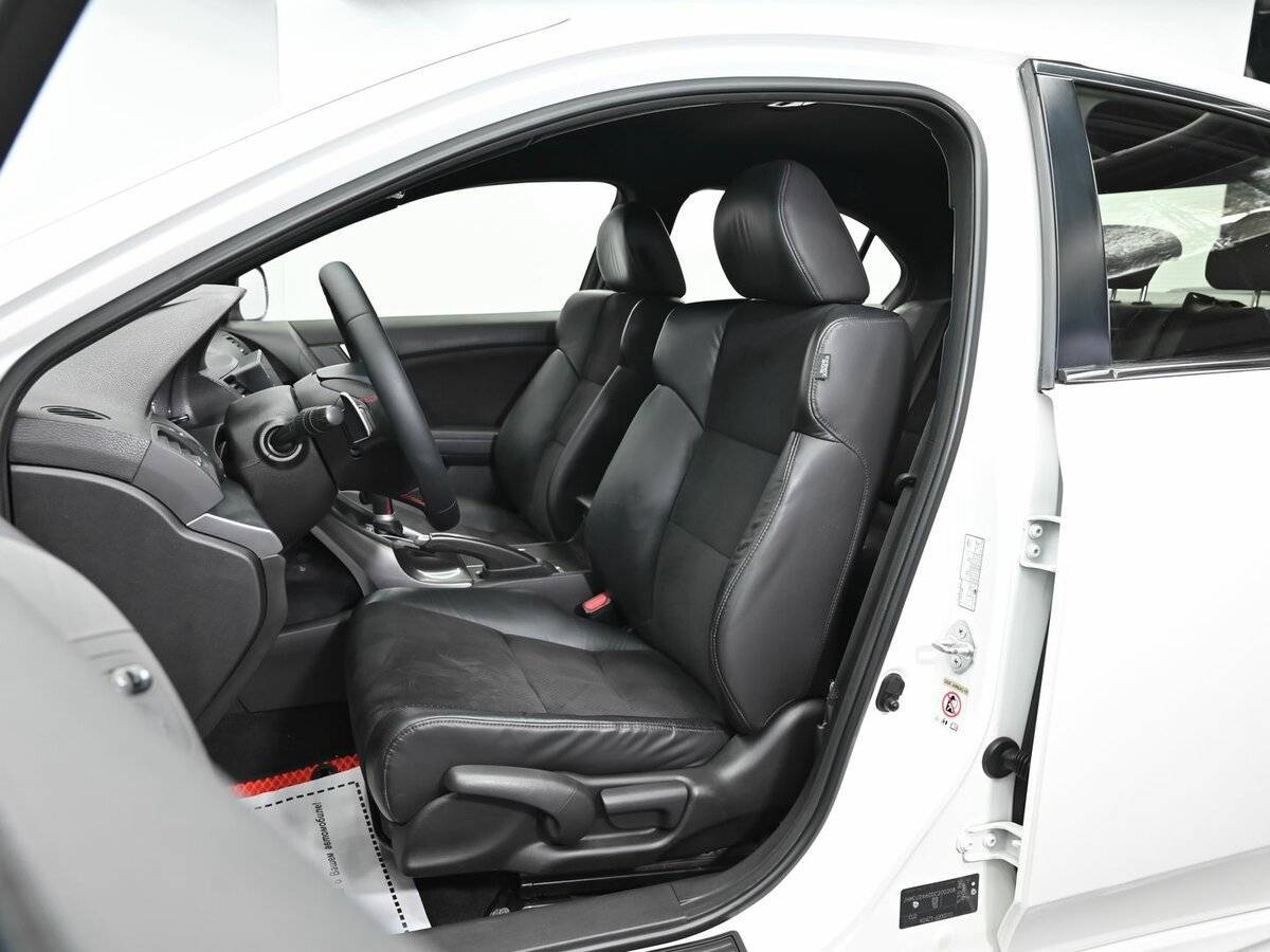 Honda Accord с пробегом — 2012 год. Фото: #5