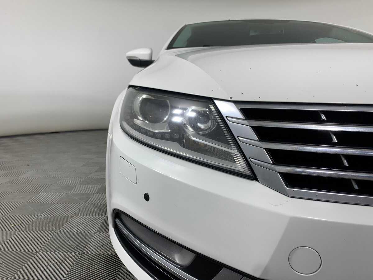 Volkswagen Passat CC с пробегом — 2013 год. Фото: #9