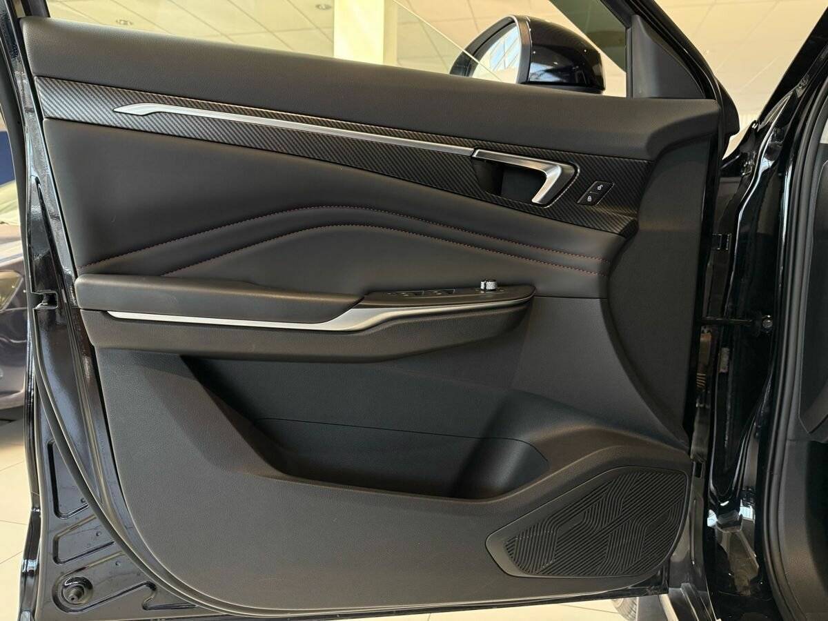 FAW Bestune T55 с пробегом — 2023 год. Фото: #11