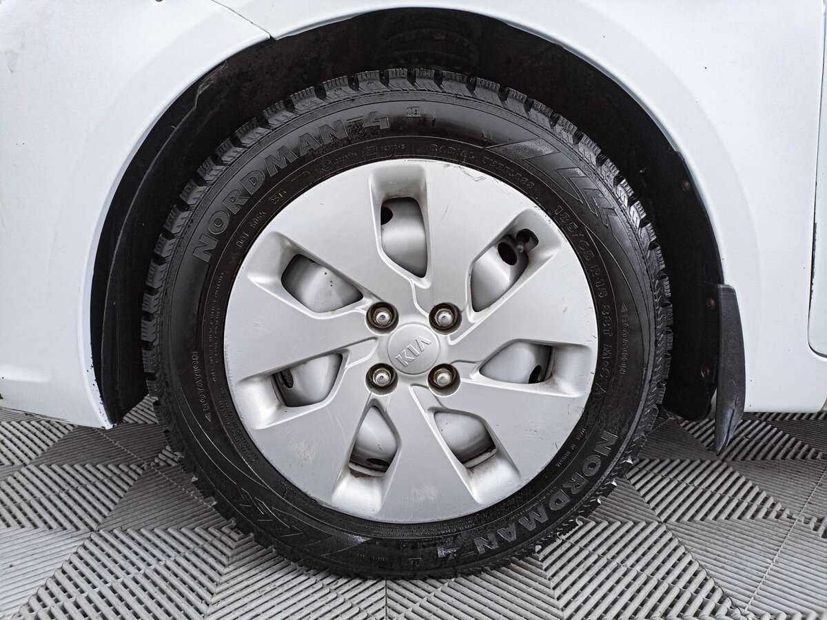 Kia Rio с пробегом — 2014 год. Фото: #17