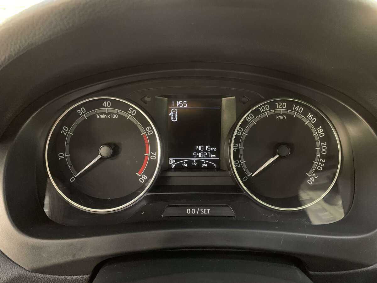 Skoda Rapid с пробегом — 2019 год. Фото: #11