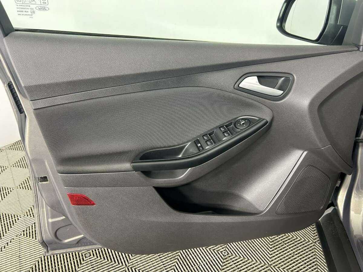 Ford Focus с пробегом — 2014 год. Фото: #7