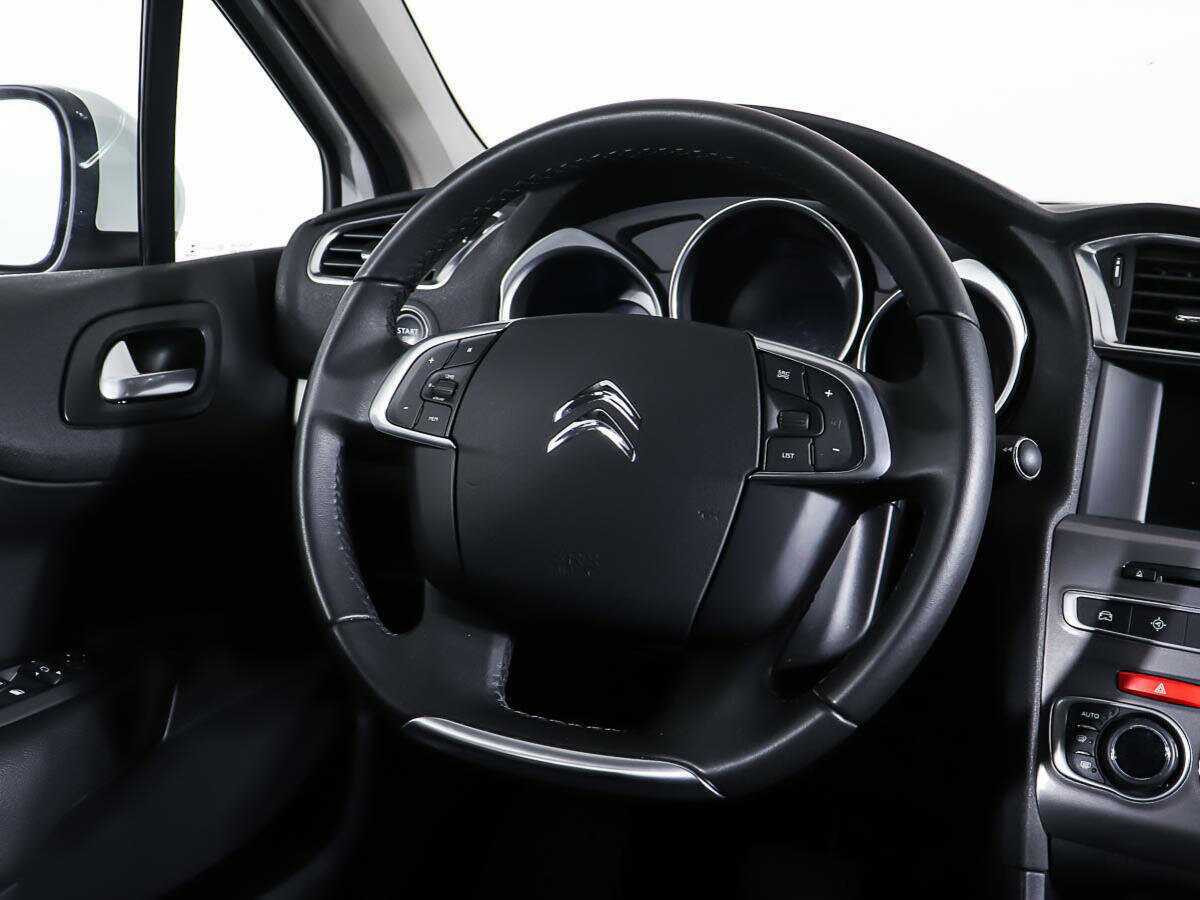 Citroen C4 с пробегом — 2017 год. Фото: #14