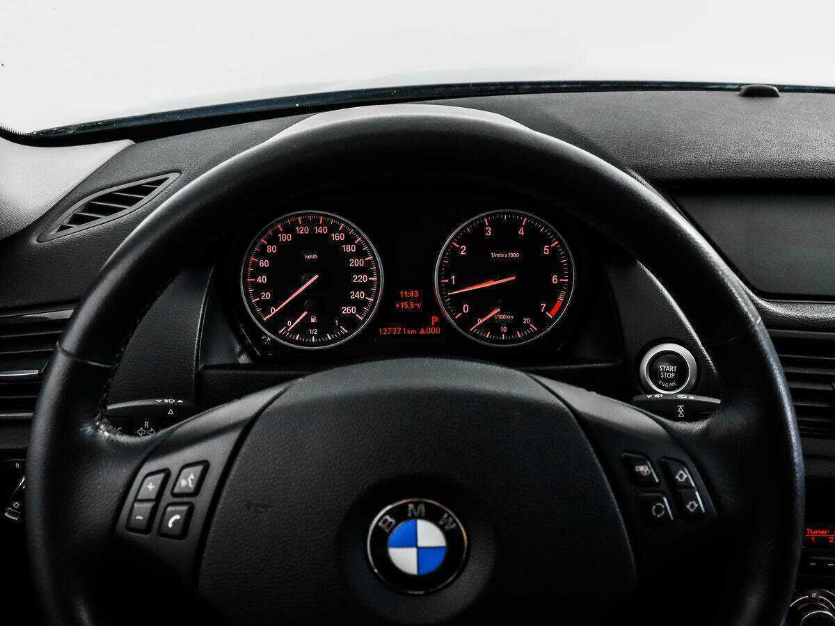 BMW X1 с пробегом — 2014 год. Фото: #15