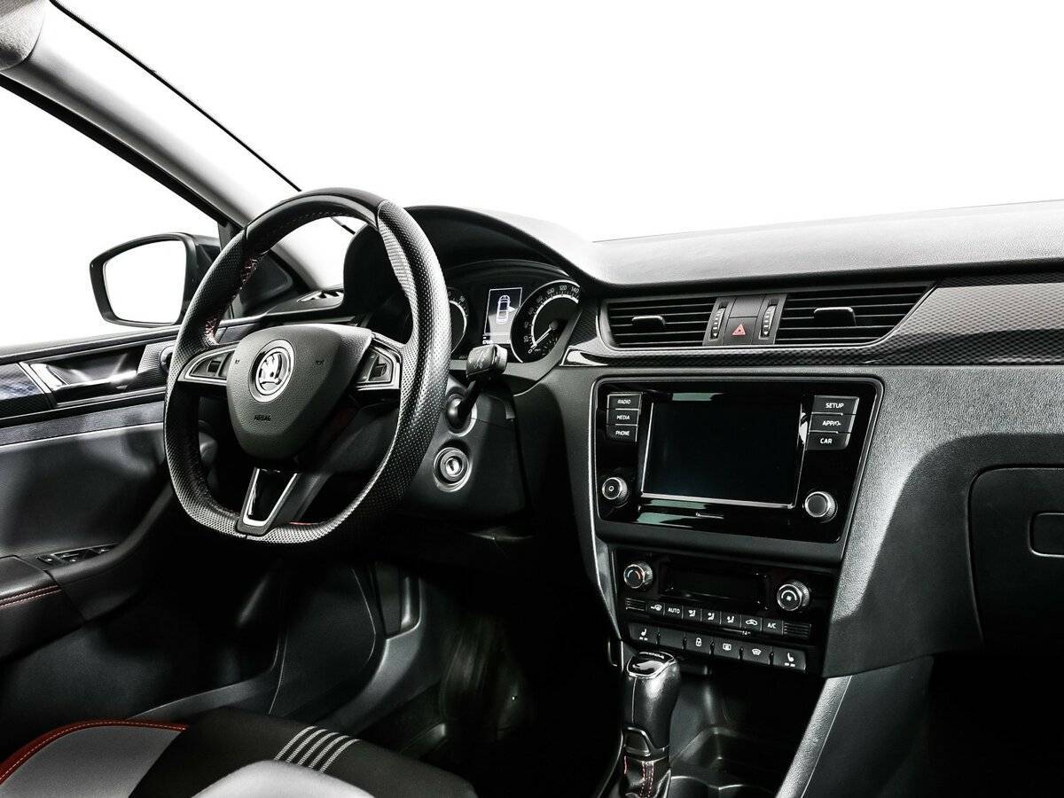 Skoda Rapid с пробегом — 2018 год. Фото: #8