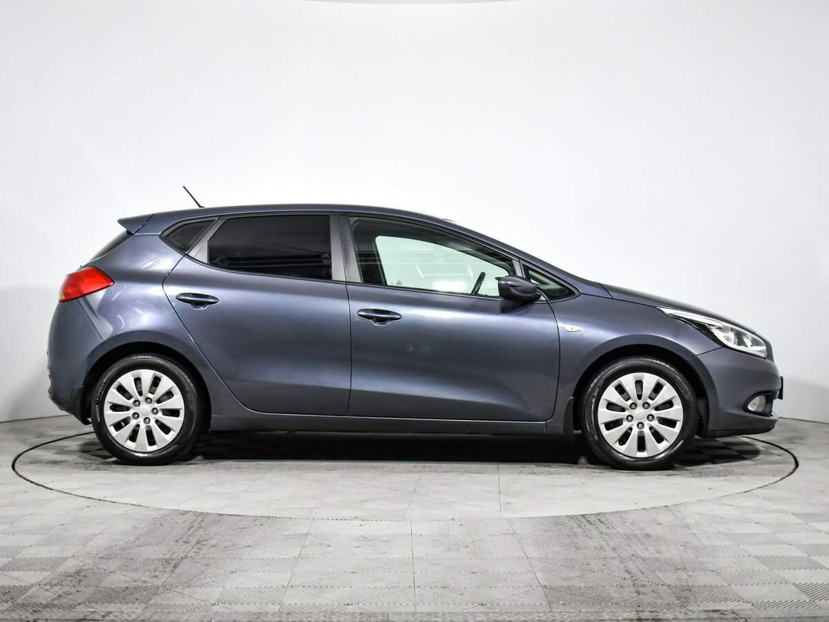 Kia Ceed с пробегом — 2014 год. Фото: #3