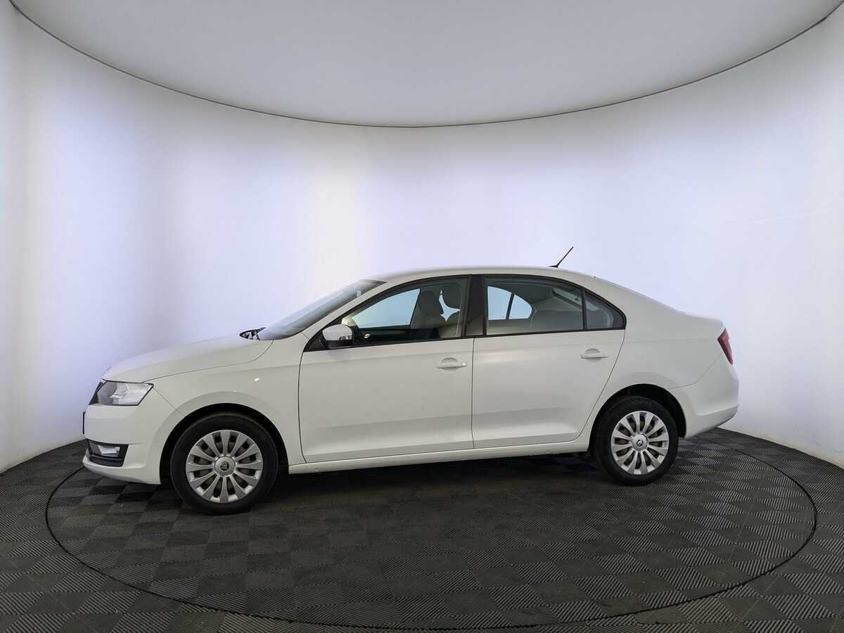 Skoda Rapid с пробегом — 2019 год. Фото: #7