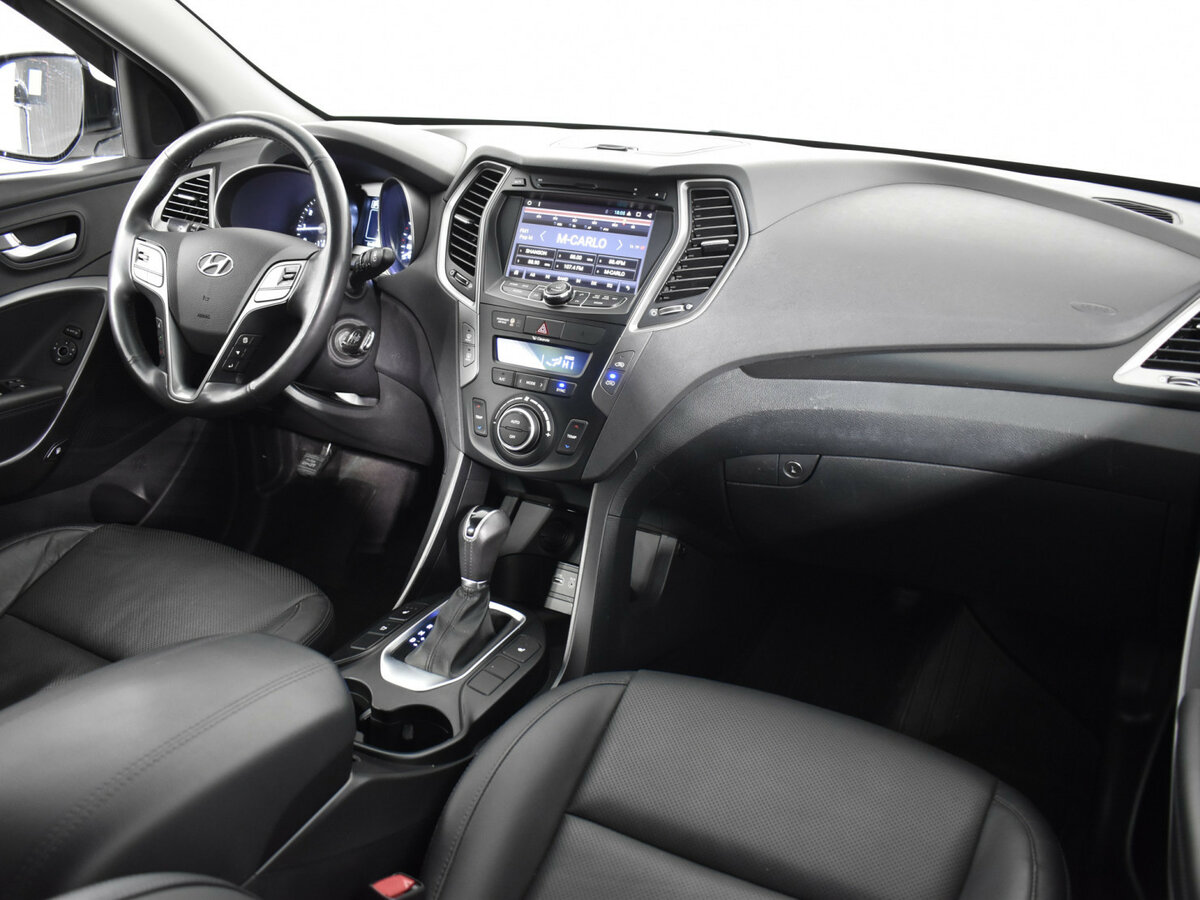 Hyundai Santa Fe с пробегом — 2015 год. Фото: #7