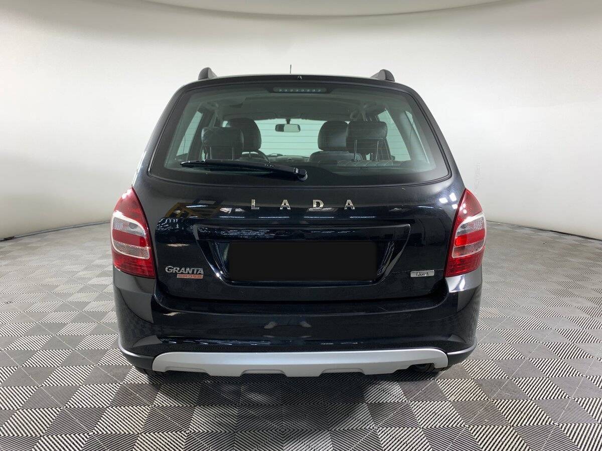 Lada (ВАЗ) Granta с пробегом — 2023 год. Фото: #5