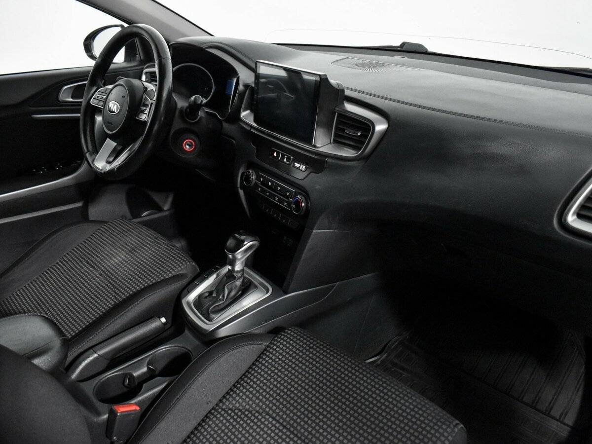 Kia Ceed с пробегом — 2019 год. Фото: #12