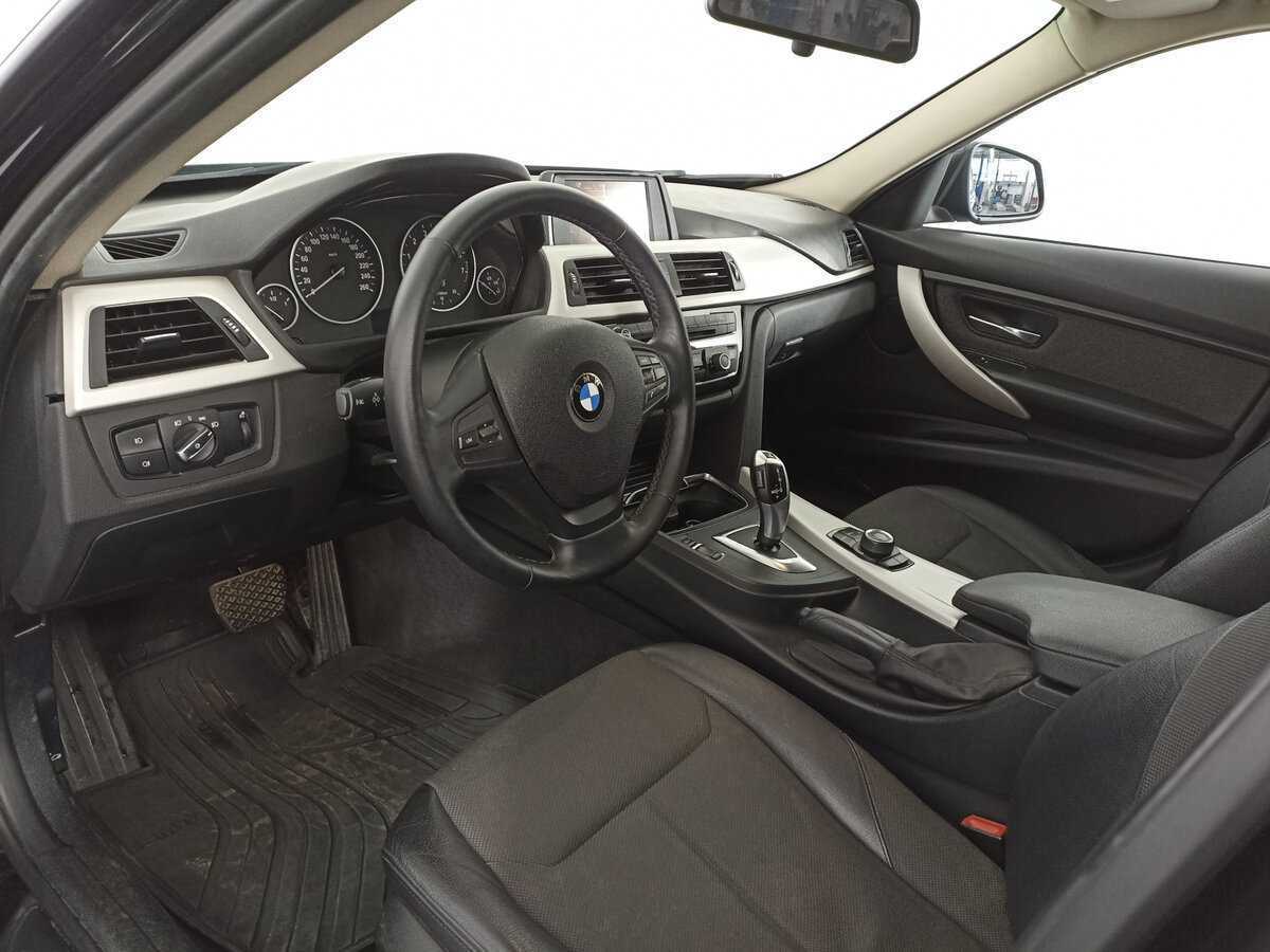 BMW 3 серии с пробегом — 2016 год. Фото: #13