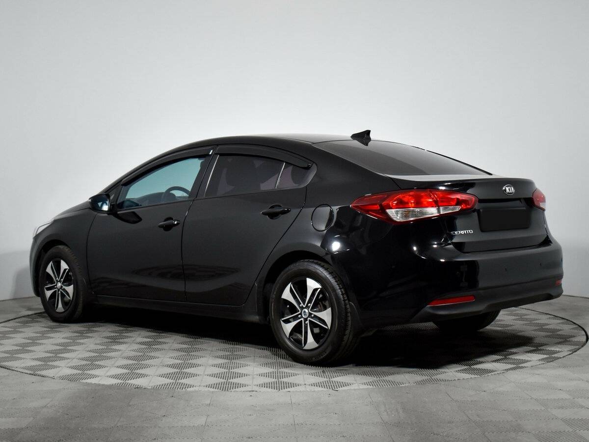 Kia Cerato с пробегом — 2018 год. Фото: #6