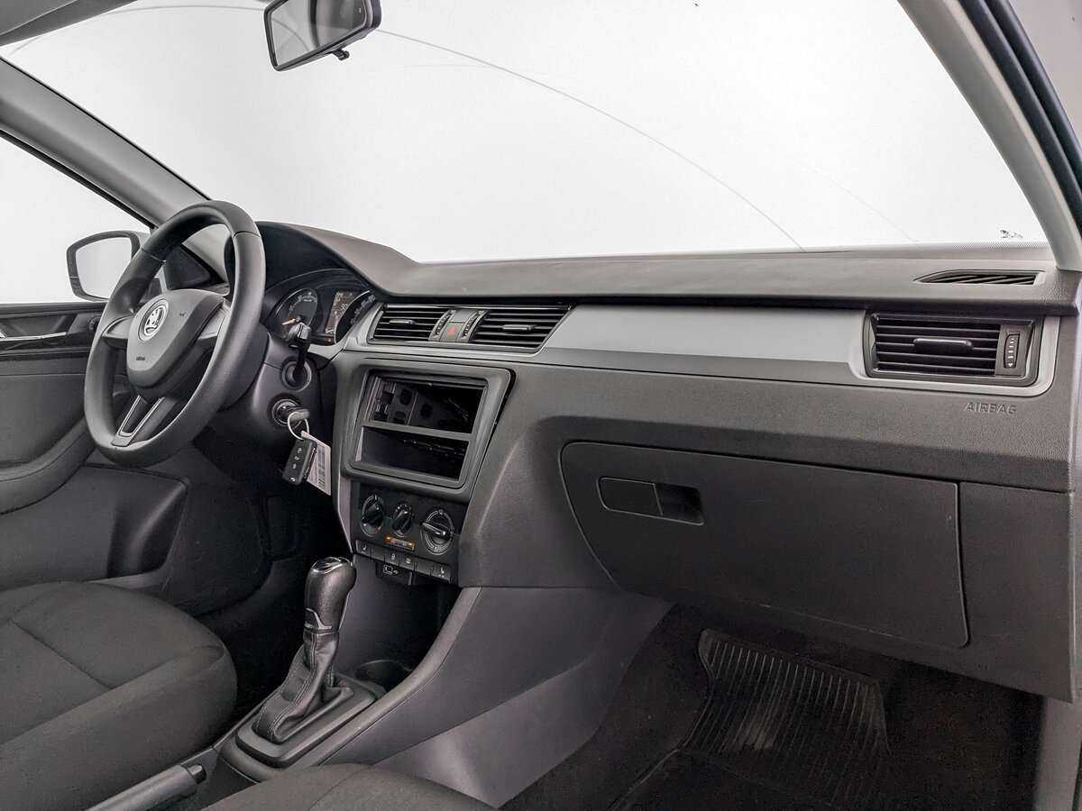 Skoda Rapid с пробегом — 2019 год. Фото: #8