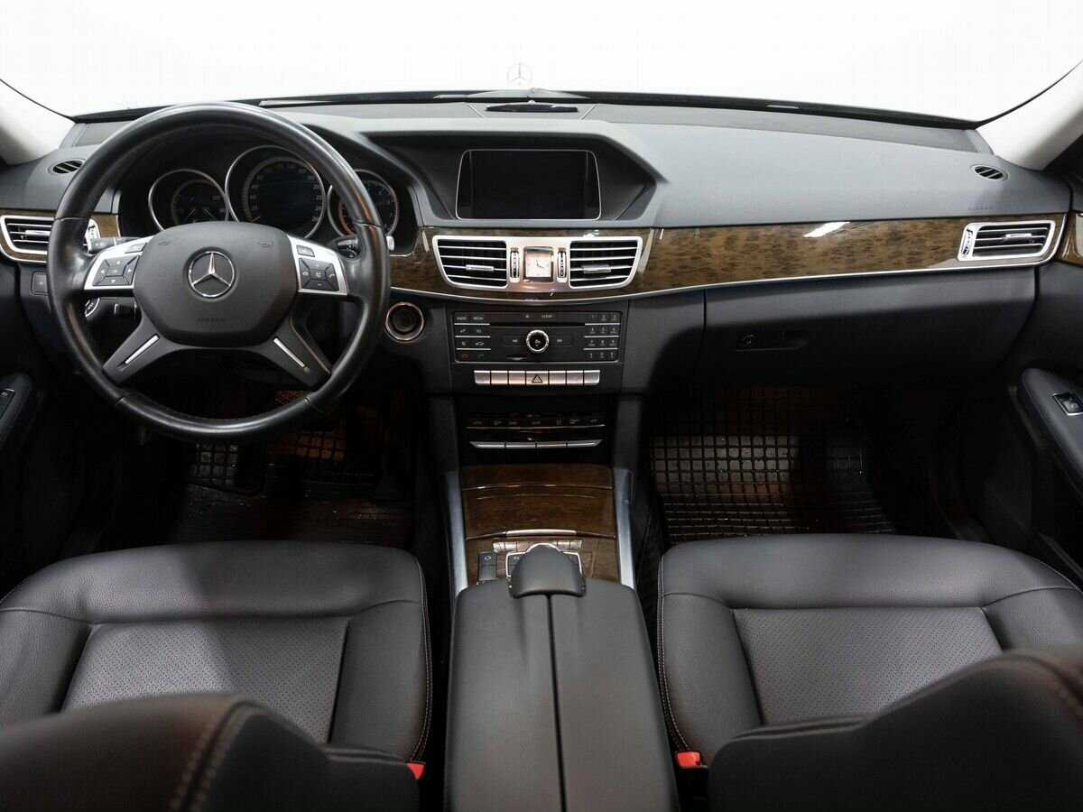 Mercedes-Benz E-Класс с пробегом — 2015 год. Фото: #15