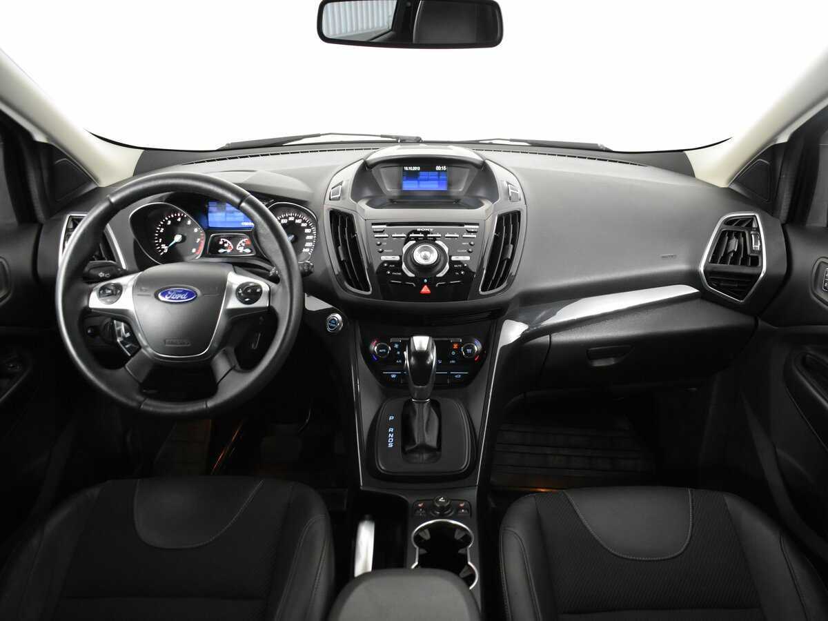 Ford Kuga с пробегом — 2014 год. Фото: #9