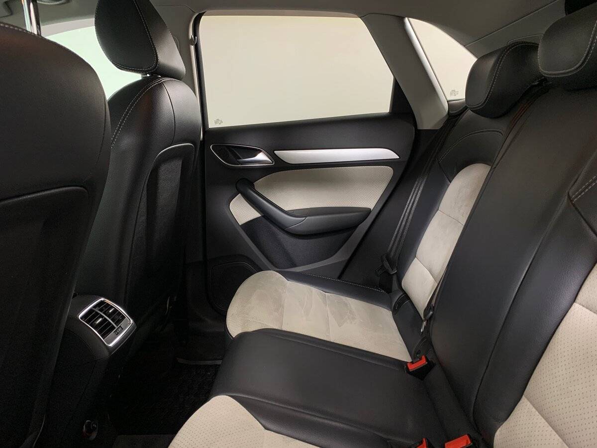 Audi Q3 с пробегом — 2015 год. Фото: #18
