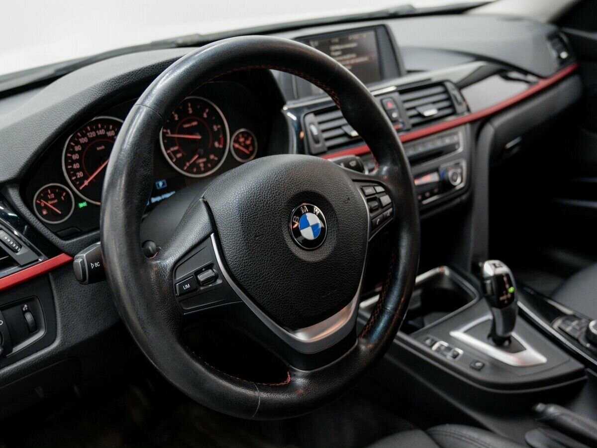BMW 3 серии с пробегом — 2013 год. Фото: #15