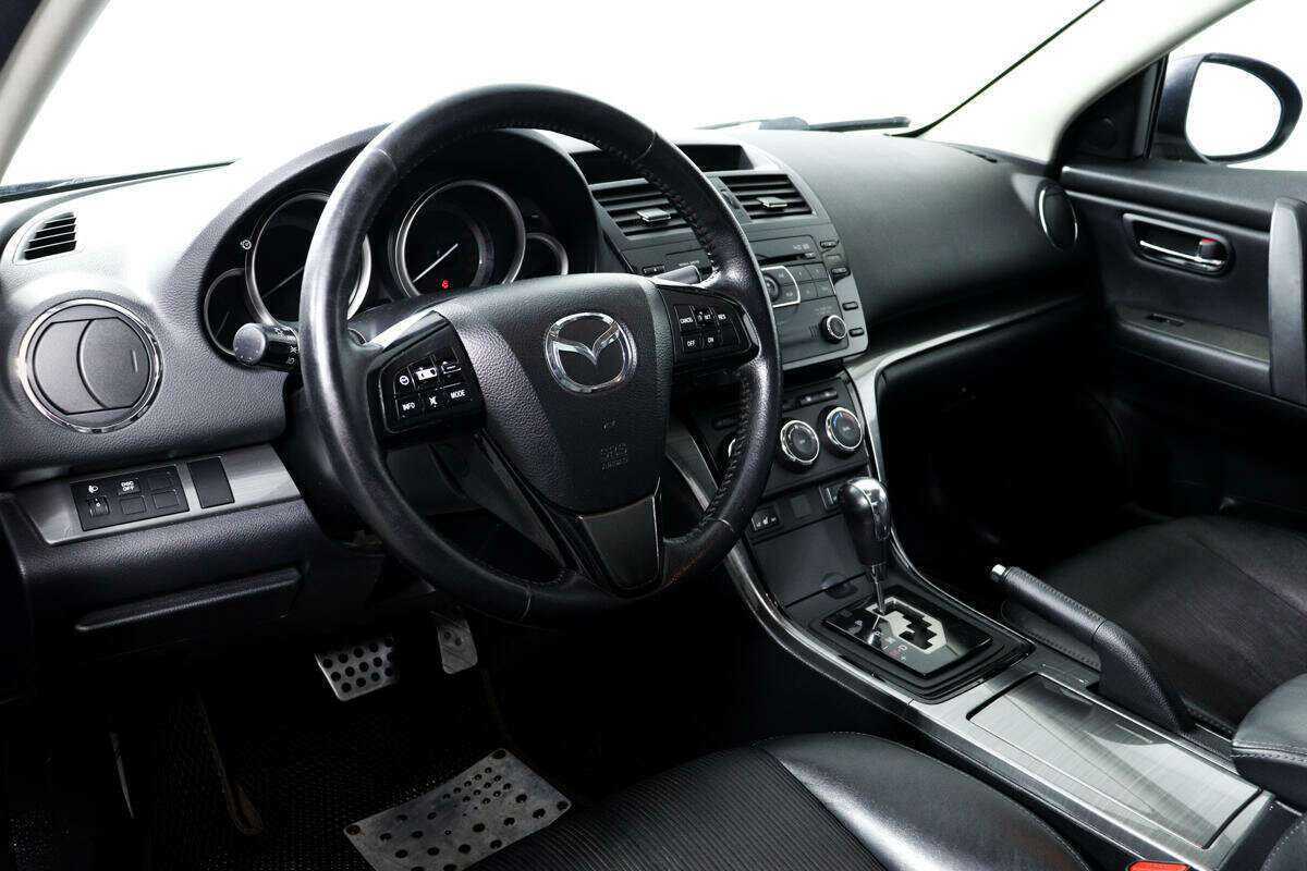 Mazda 6 с пробегом — 2012 год. Фото: #12