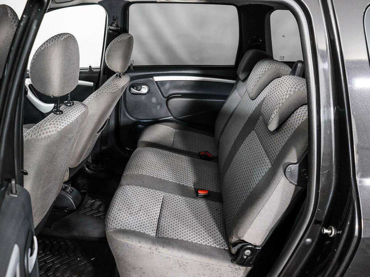 Lada (ВАЗ) Largus с пробегом — 2017 год. Фото: #8