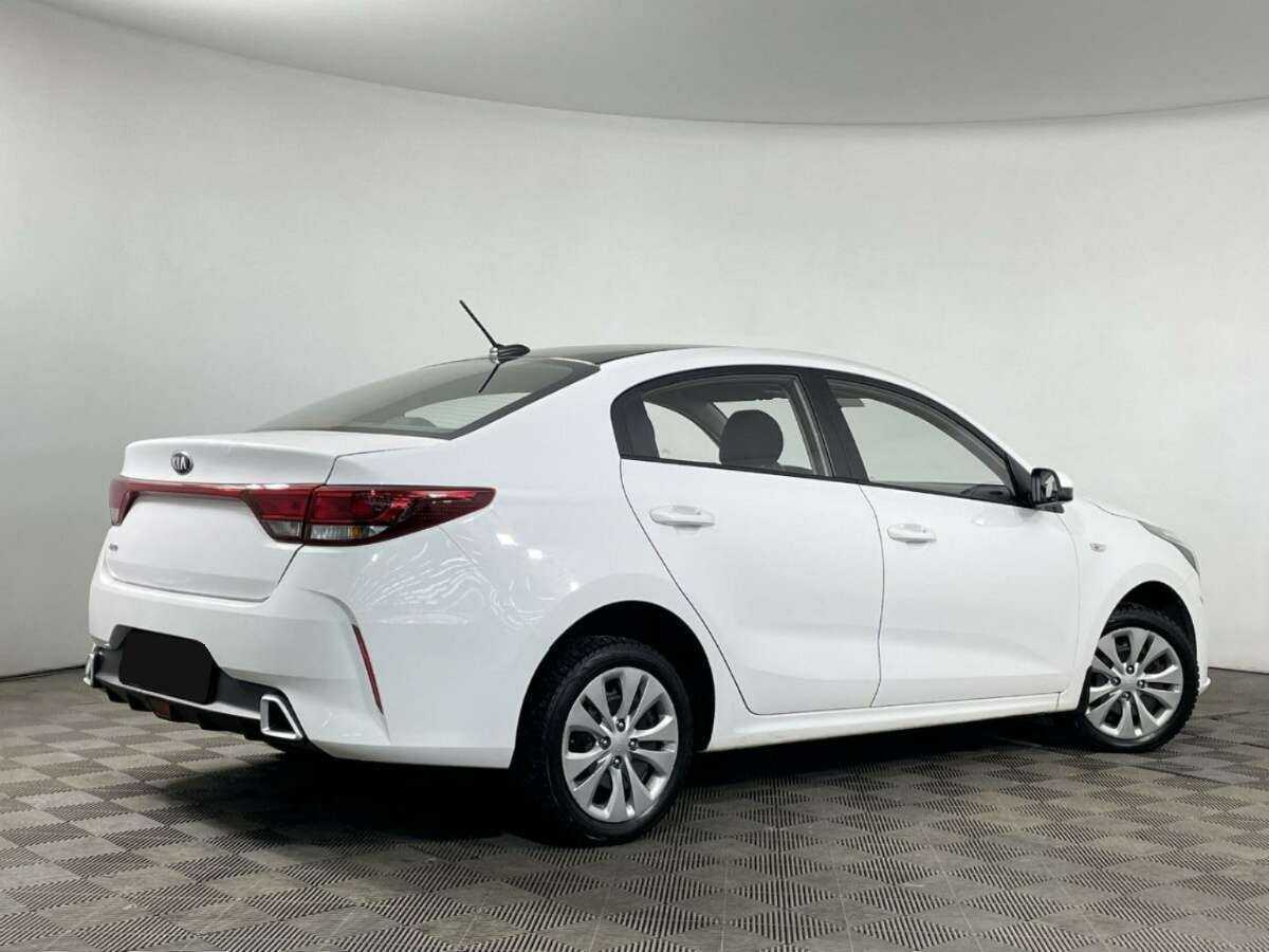 Kia Rio с пробегом — 2021 год. Фото: #5