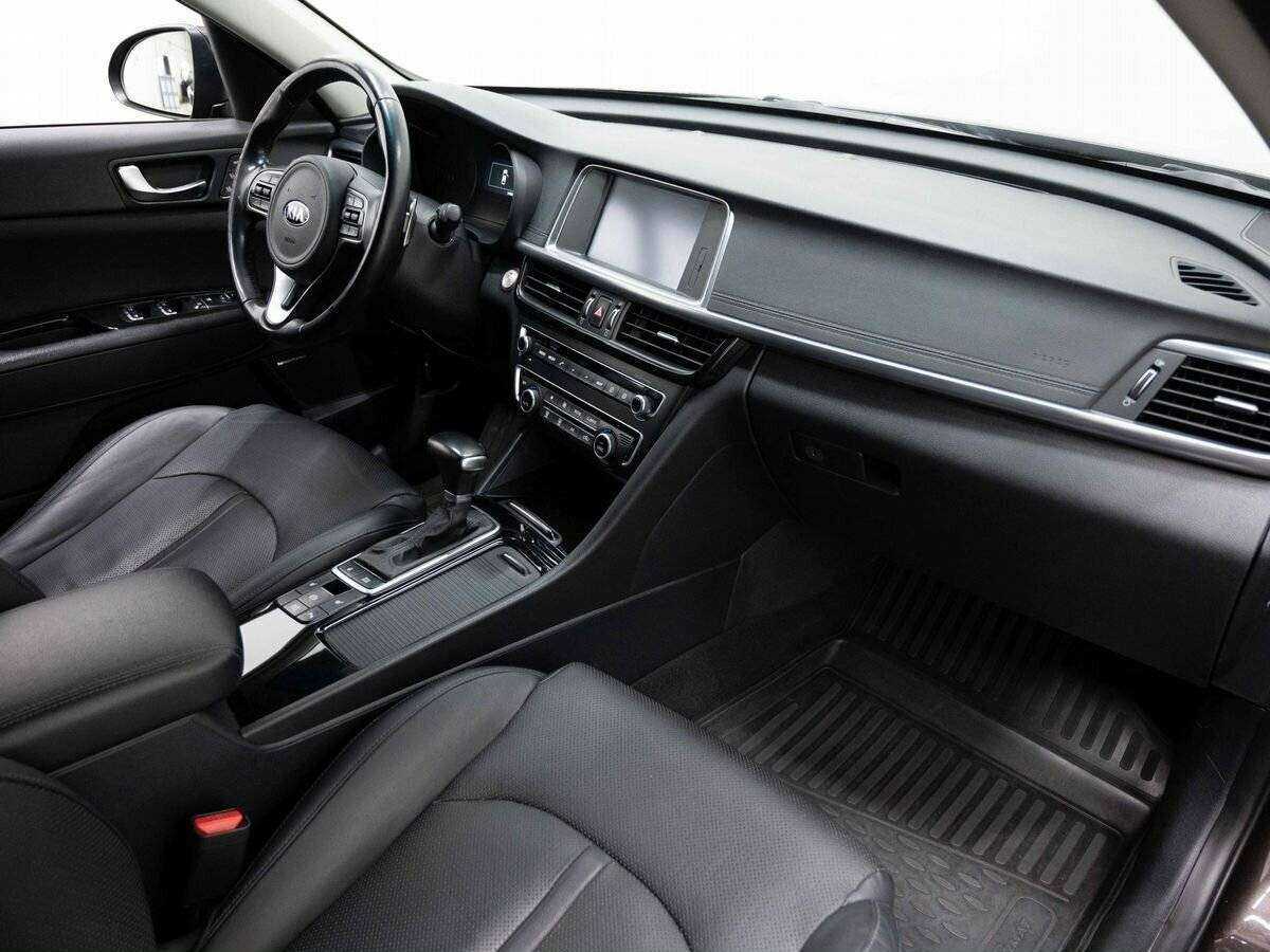 Kia Optima с пробегом — 2018 год. Фото: #10