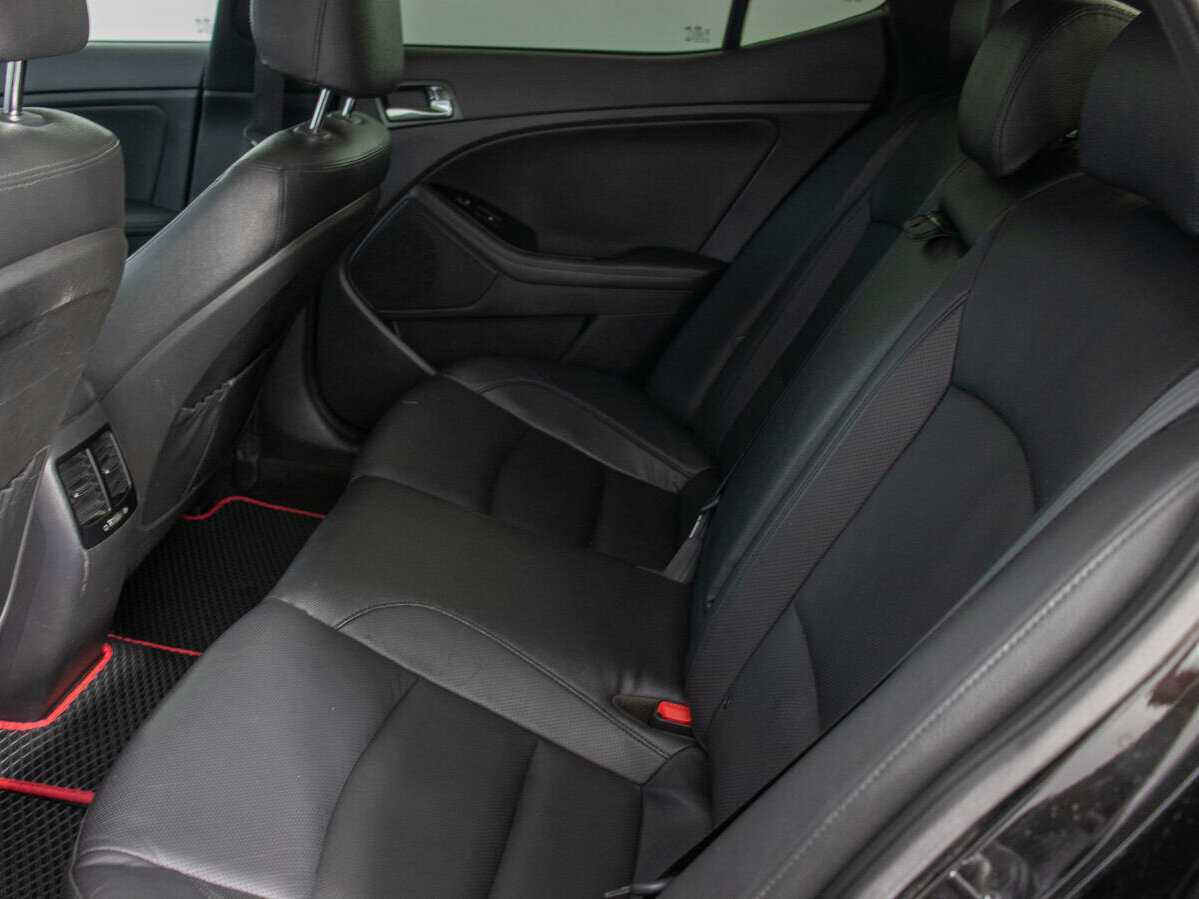 Kia Optima с пробегом — 2014 год. Фото: #10