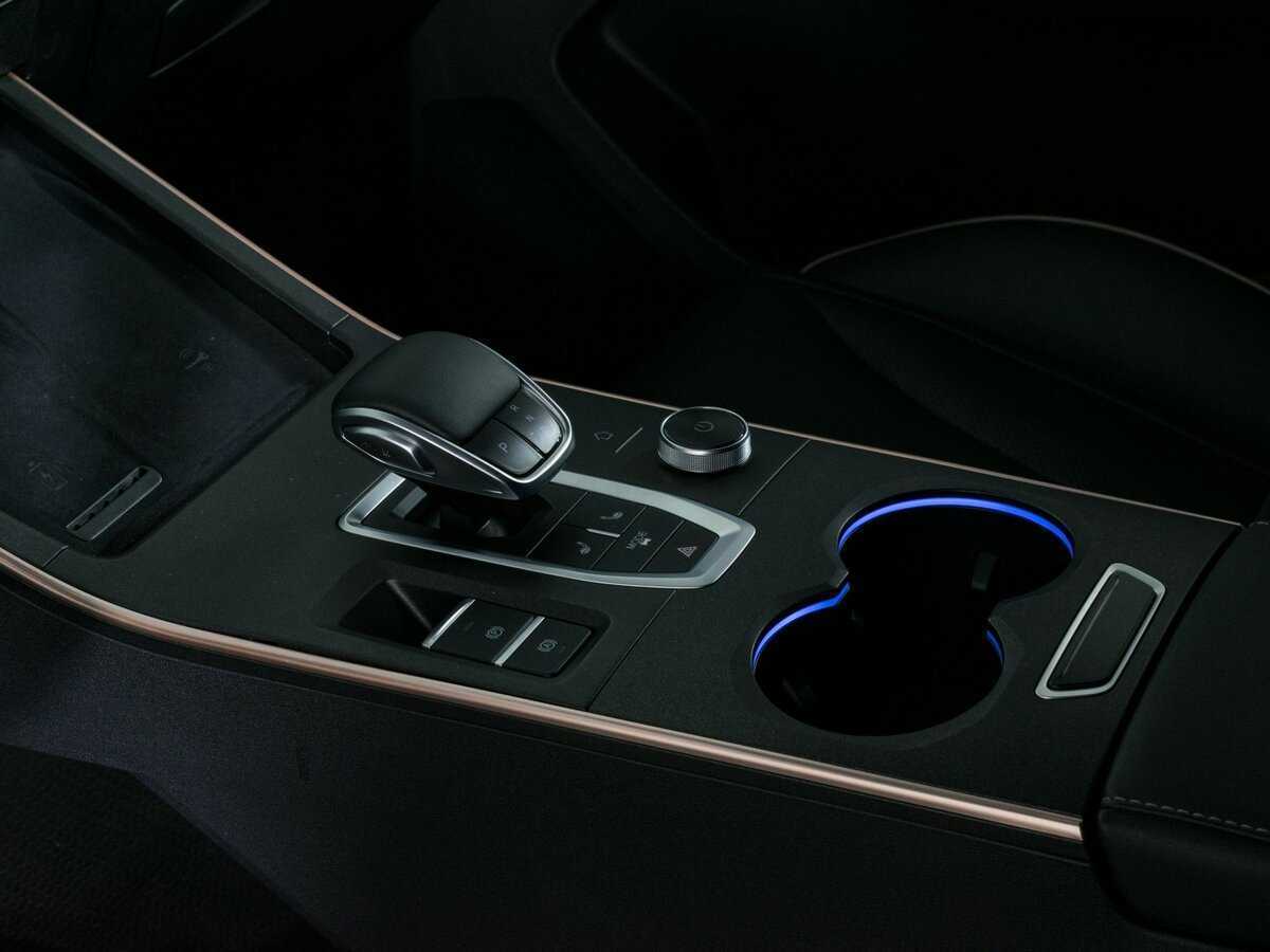 OMODA C5 с пробегом — 2024 год. Фото: #14