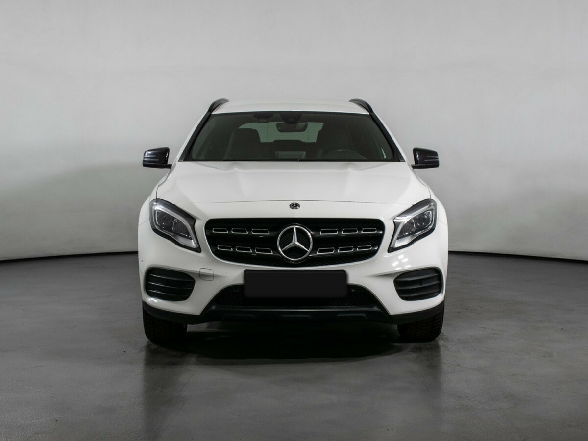 Mercedes-Benz GLA с пробегом — 2018 год. Фото: #1