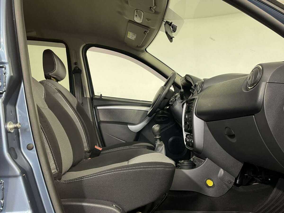 Renault Duster с пробегом — 2013 год. Фото: #13