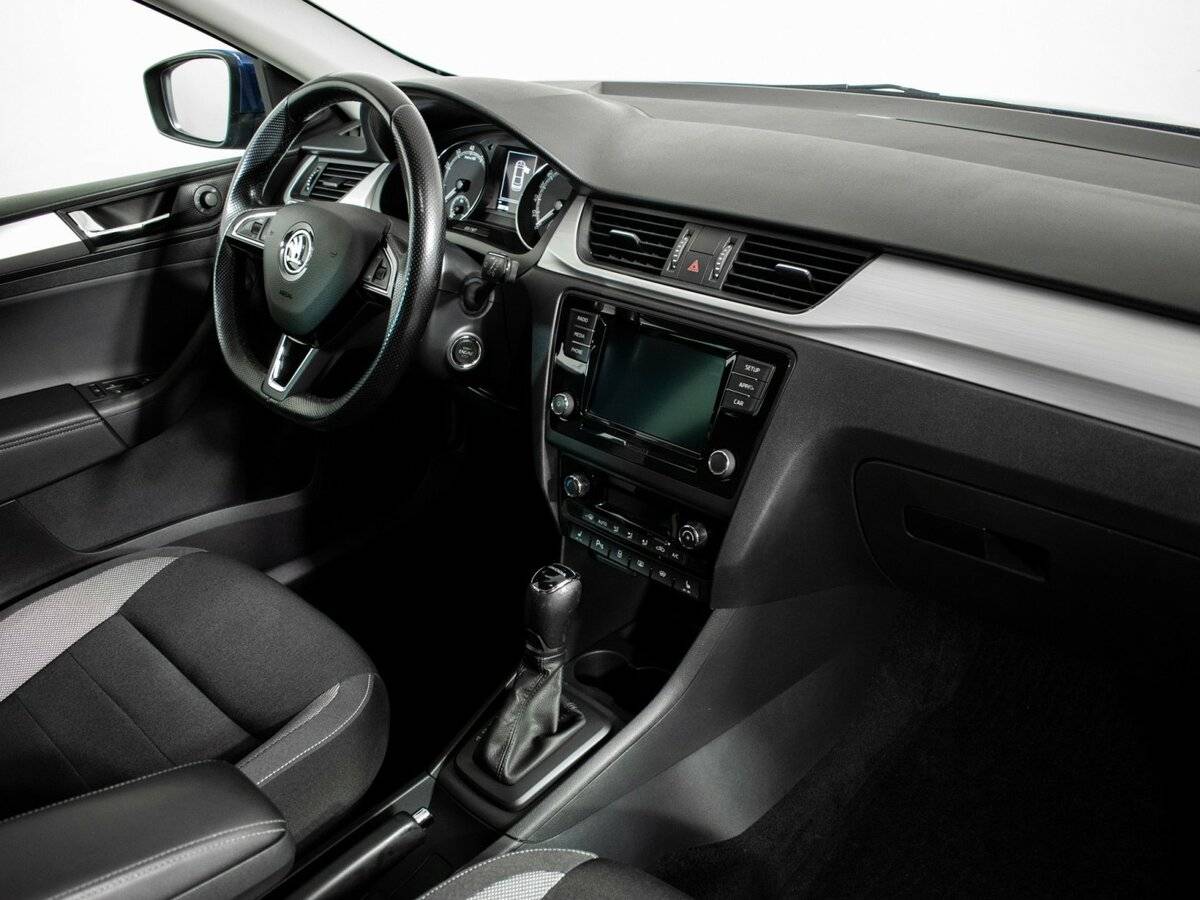 Skoda Rapid с пробегом — 2019 год. Фото: #7