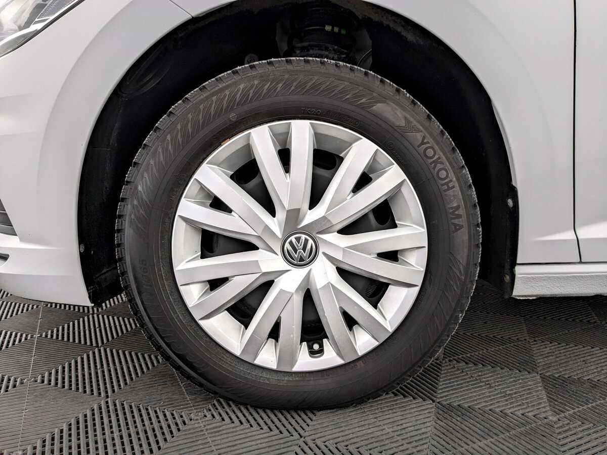 Volkswagen Jetta с пробегом — 2020 год. Фото: #17