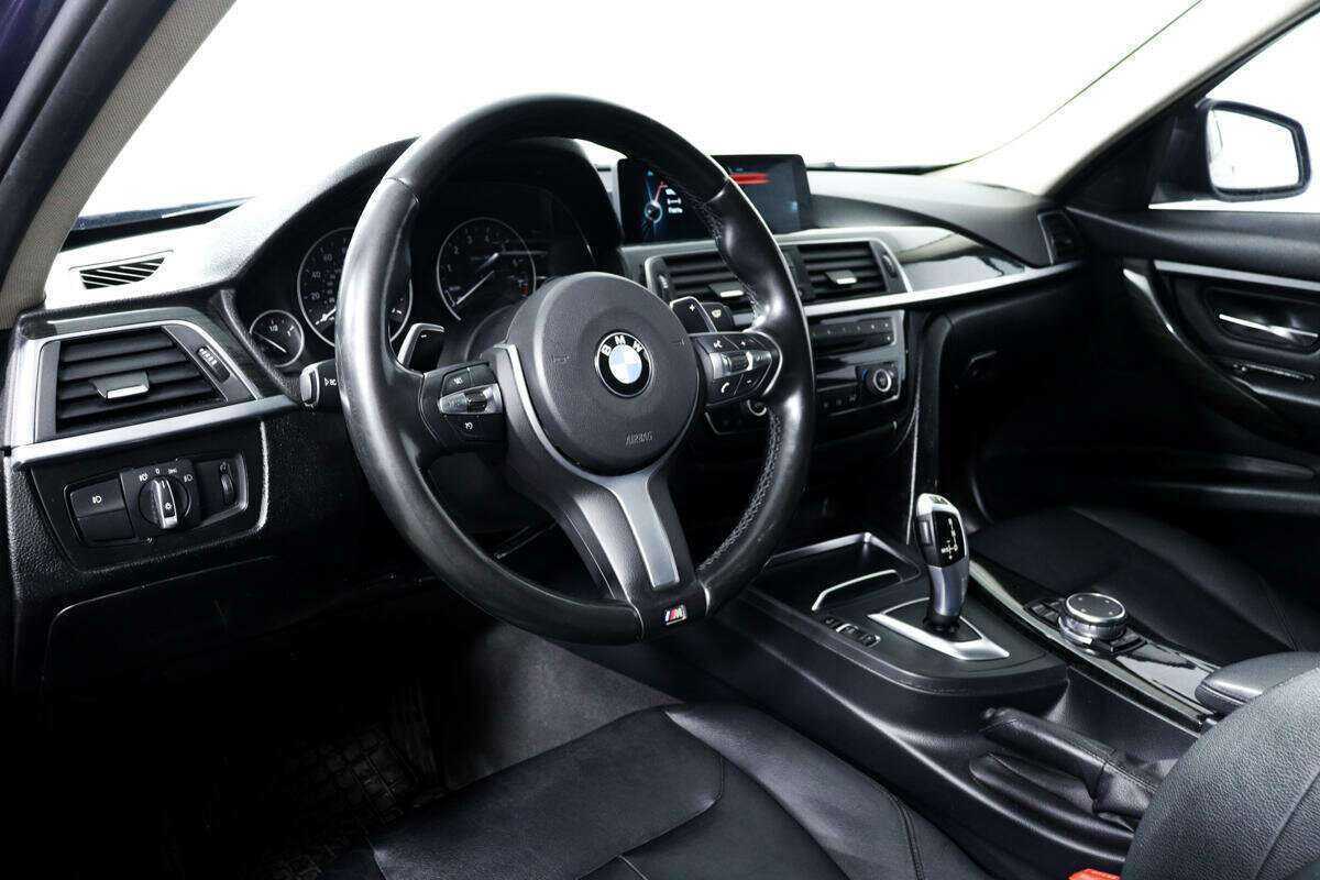BMW 3 серии с пробегом — 2016 год. Фото: #11