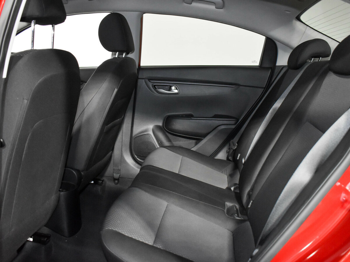 Kia Rio с пробегом — 2021 год. Фото: #10