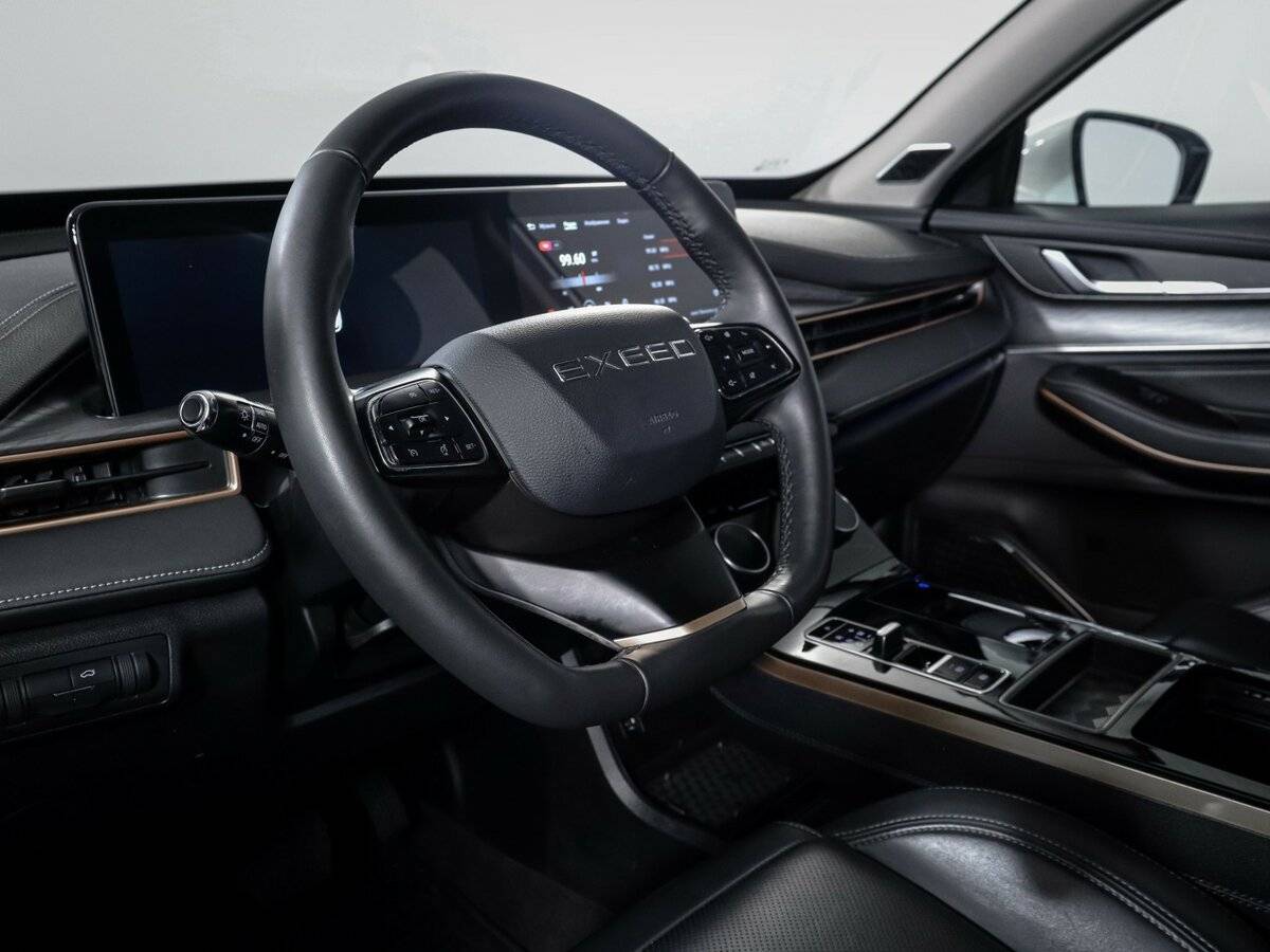 EXEED LX с пробегом — 2023 год. Фото: #13