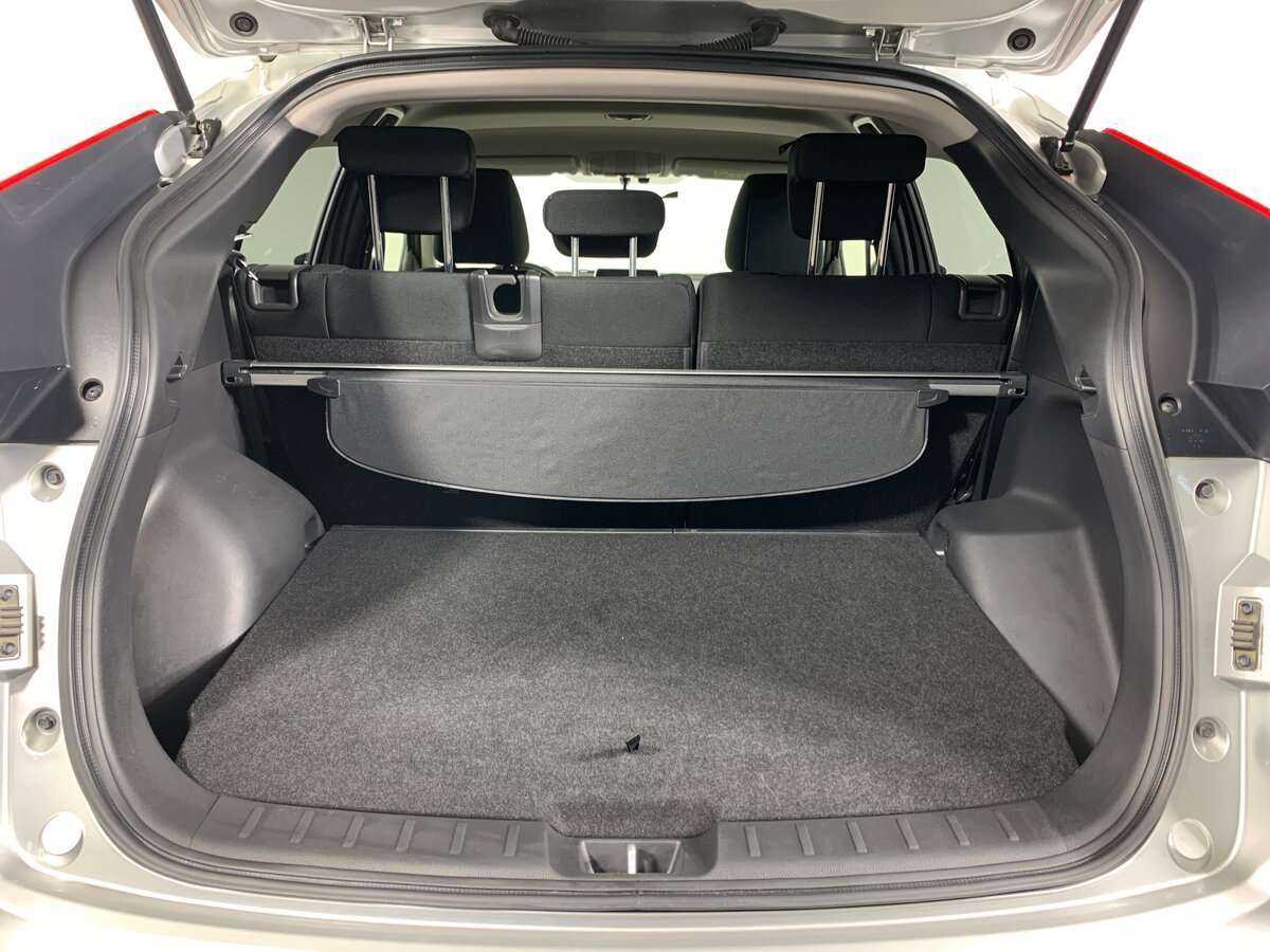 Mitsubishi Eclipse Cross с пробегом — 2018 год. Фото: #19