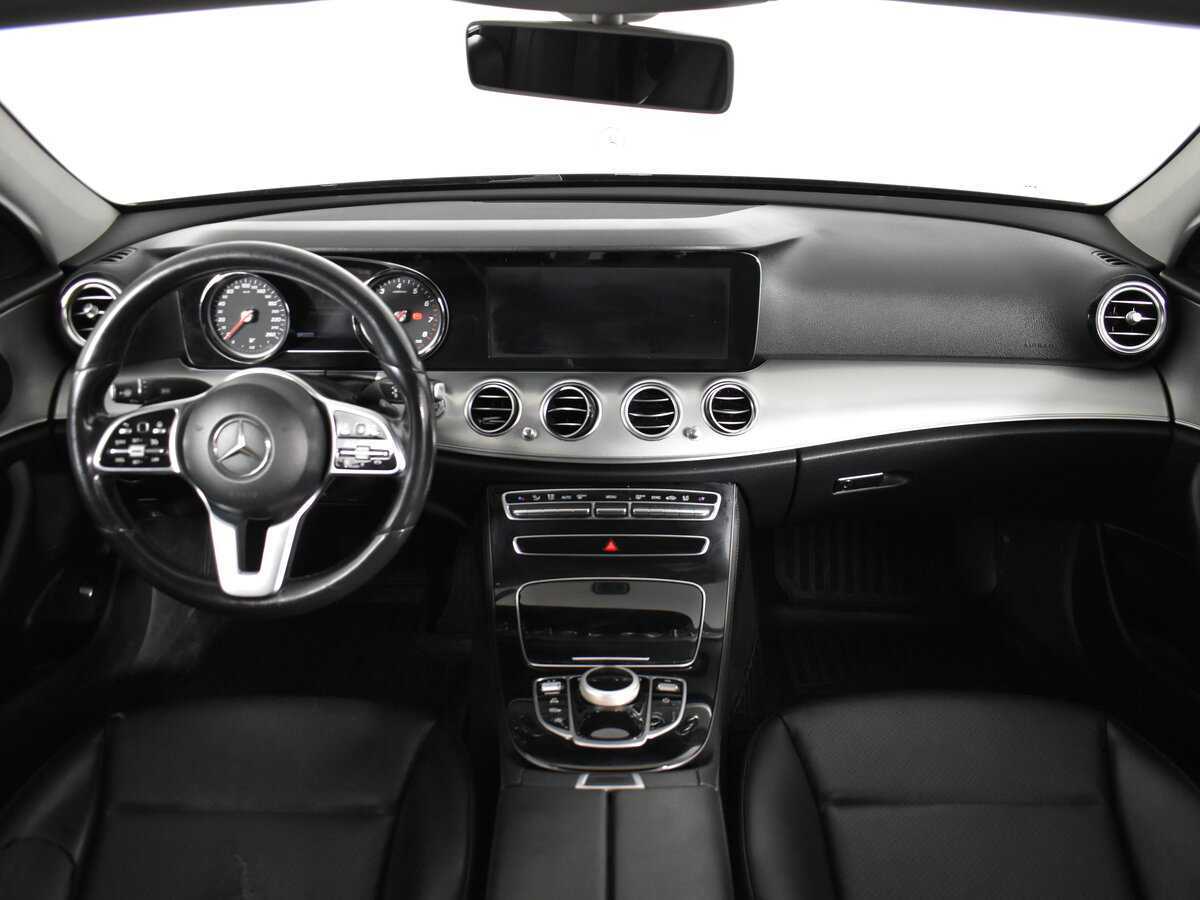 Mercedes-Benz E-Класс с пробегом — 2018 год. Фото: #11