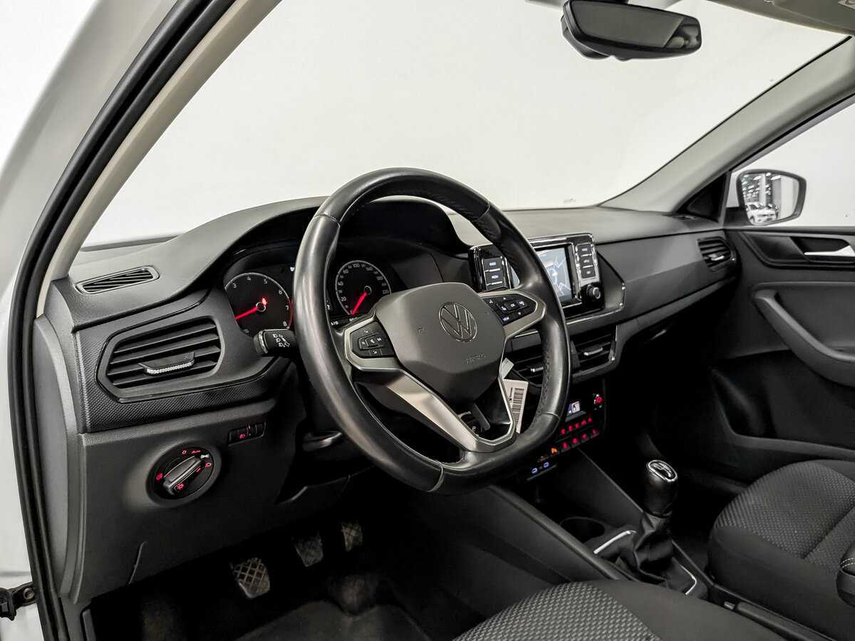 Volkswagen Polo с пробегом — 2021 год. Фото: #15