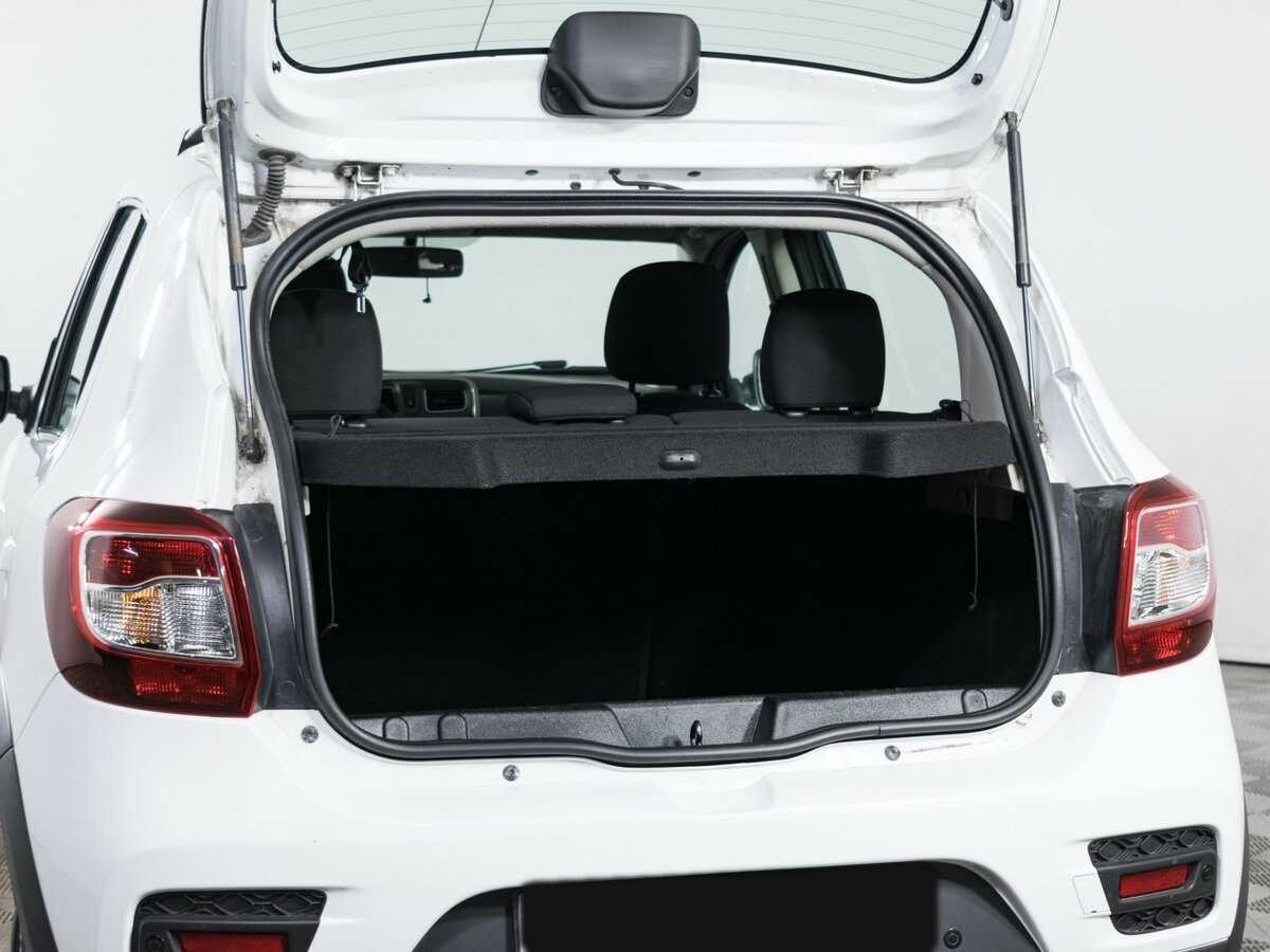 Renault Sandero с пробегом — 2018 год. Фото: #7