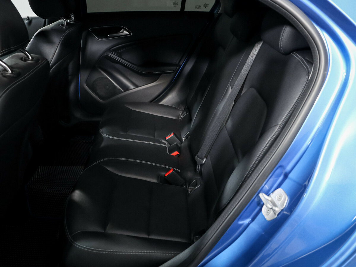 Mercedes-Benz A-Класс с пробегом — 2016 год. Фото: #7