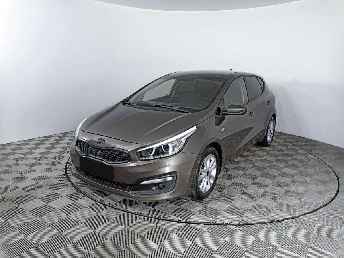 Kia Ceed с пробегом — 2018 год. Посмотреть фото