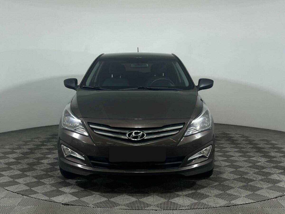Hyundai Solaris с пробегом — 2016 год. Фото: #1