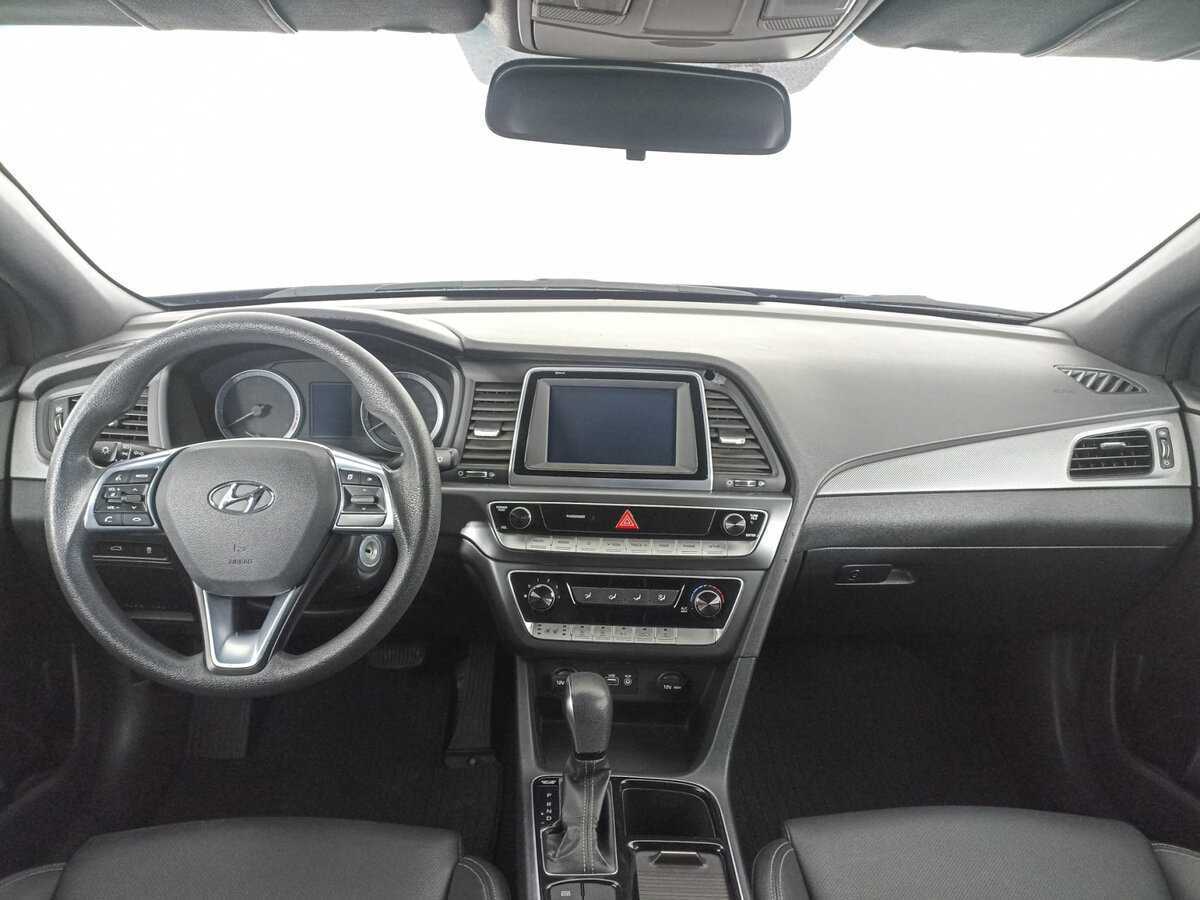 Hyundai Sonata с пробегом — 2017 год. Фото: #11