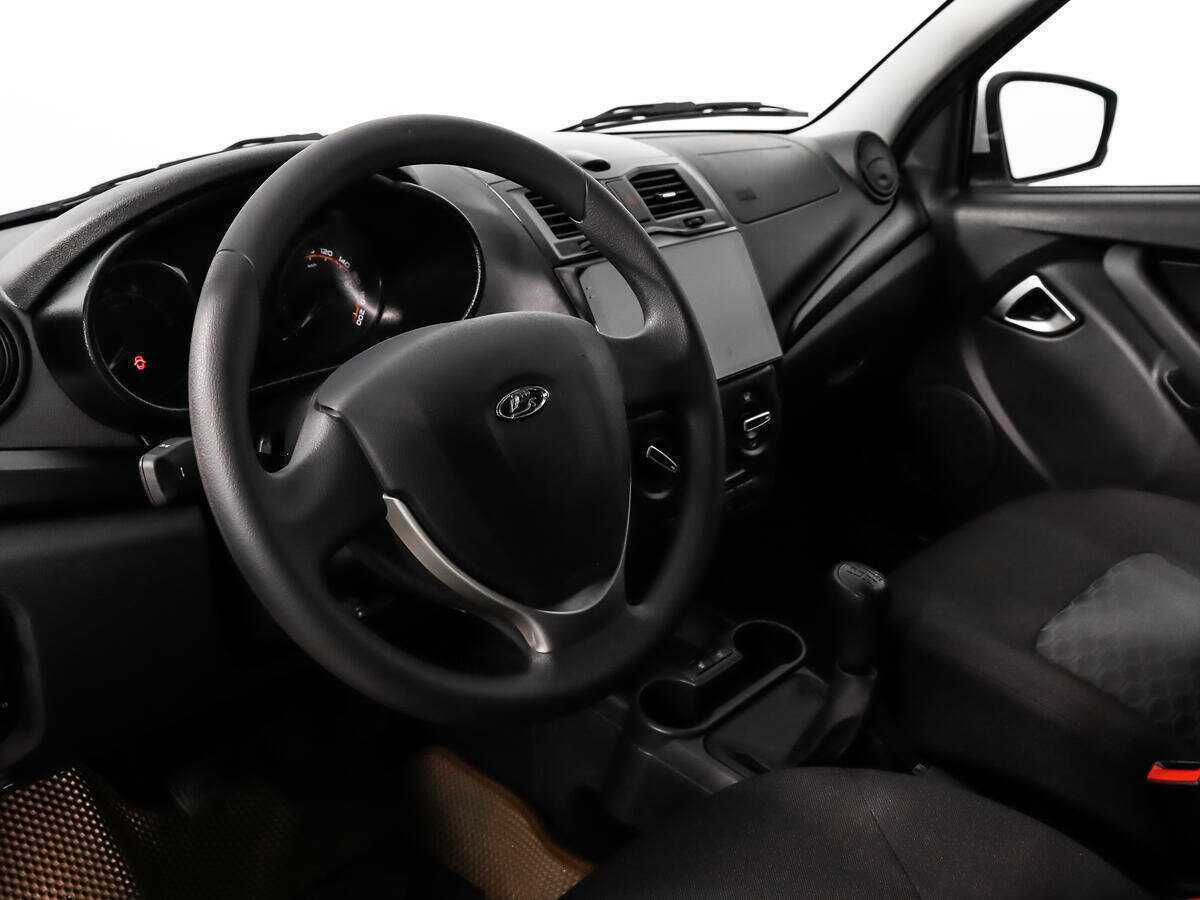 Lada (ВАЗ) Granta с пробегом — 2023 год. Фото: #6