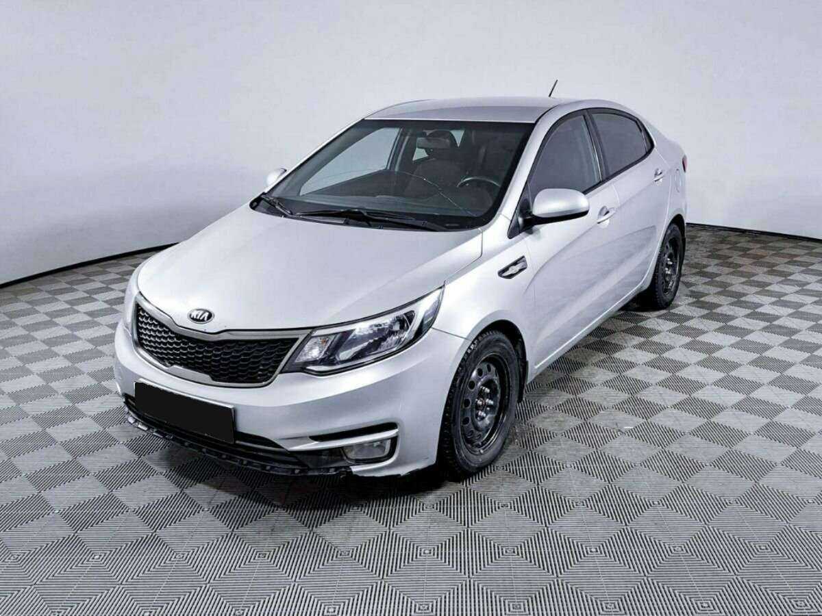 Kia Rio с пробегом — 2015 год. Посмотреть фото
